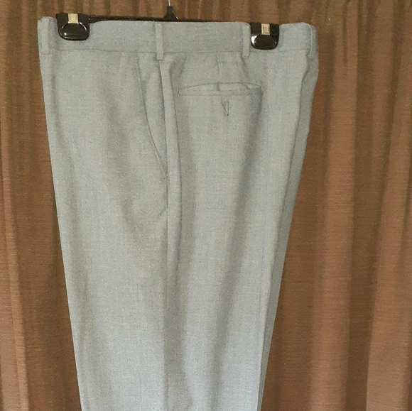 Reed St James - Picture 1 of 4